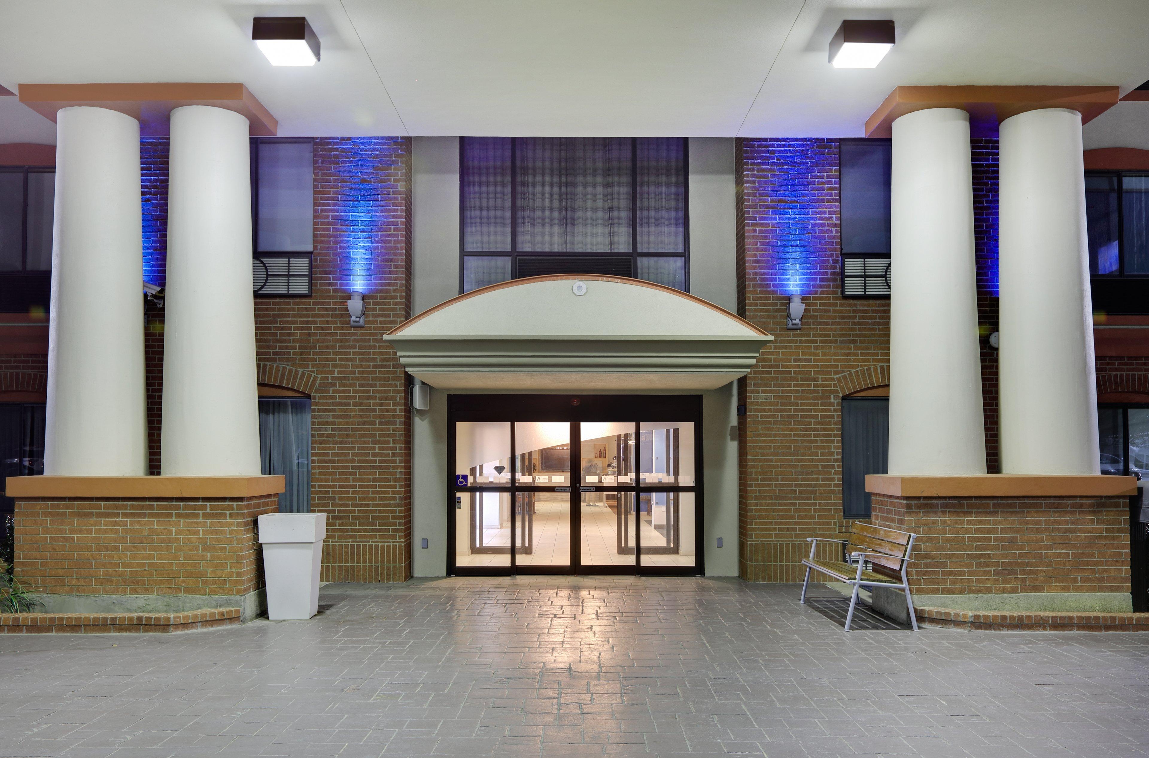 Holiday Inn Express Hotel & Suites Burleson - Fort Worth, An Ihg Hotel Extérieur photo