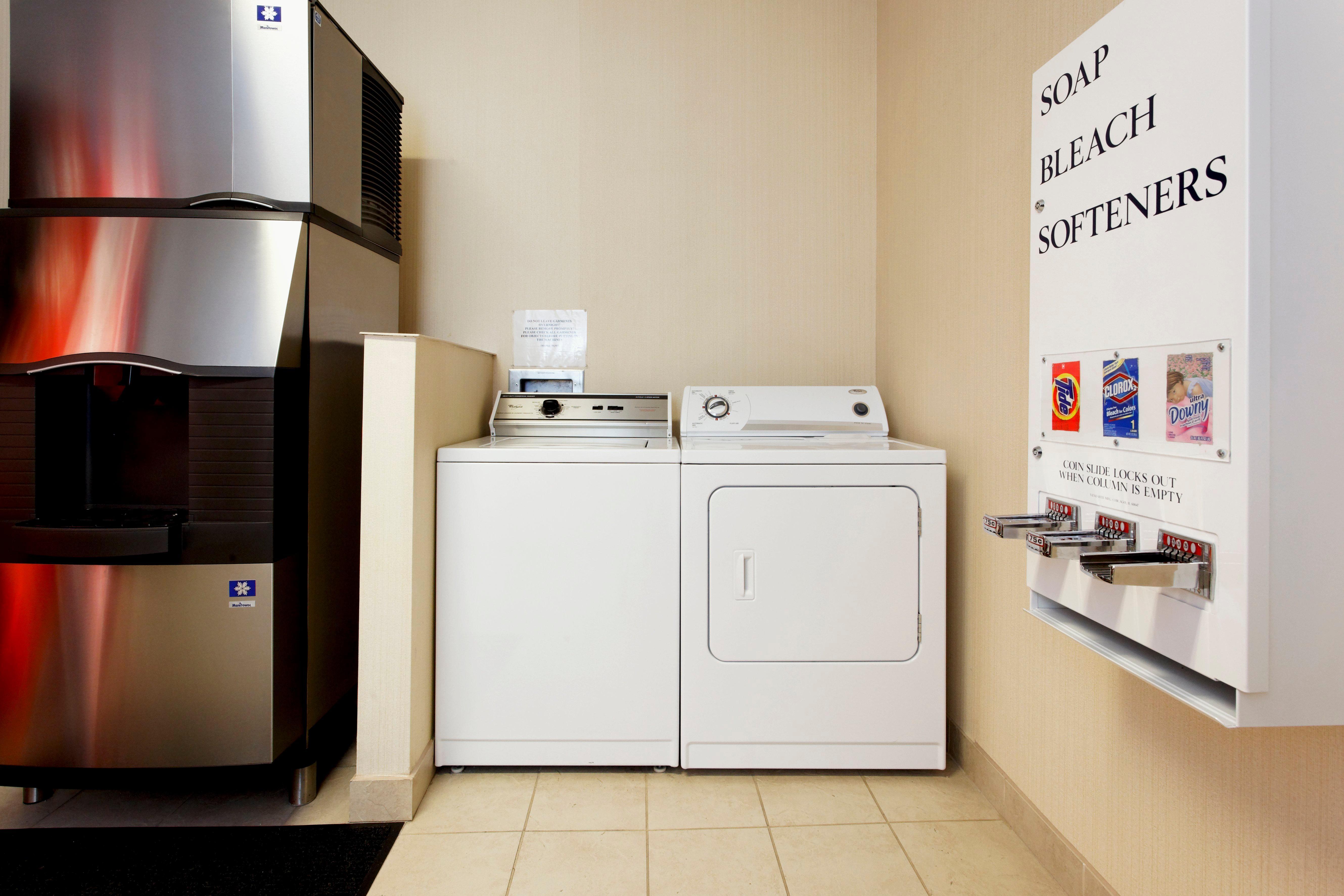Holiday Inn Express Hotel & Suites Burleson - Fort Worth, An Ihg Hotel Extérieur photo