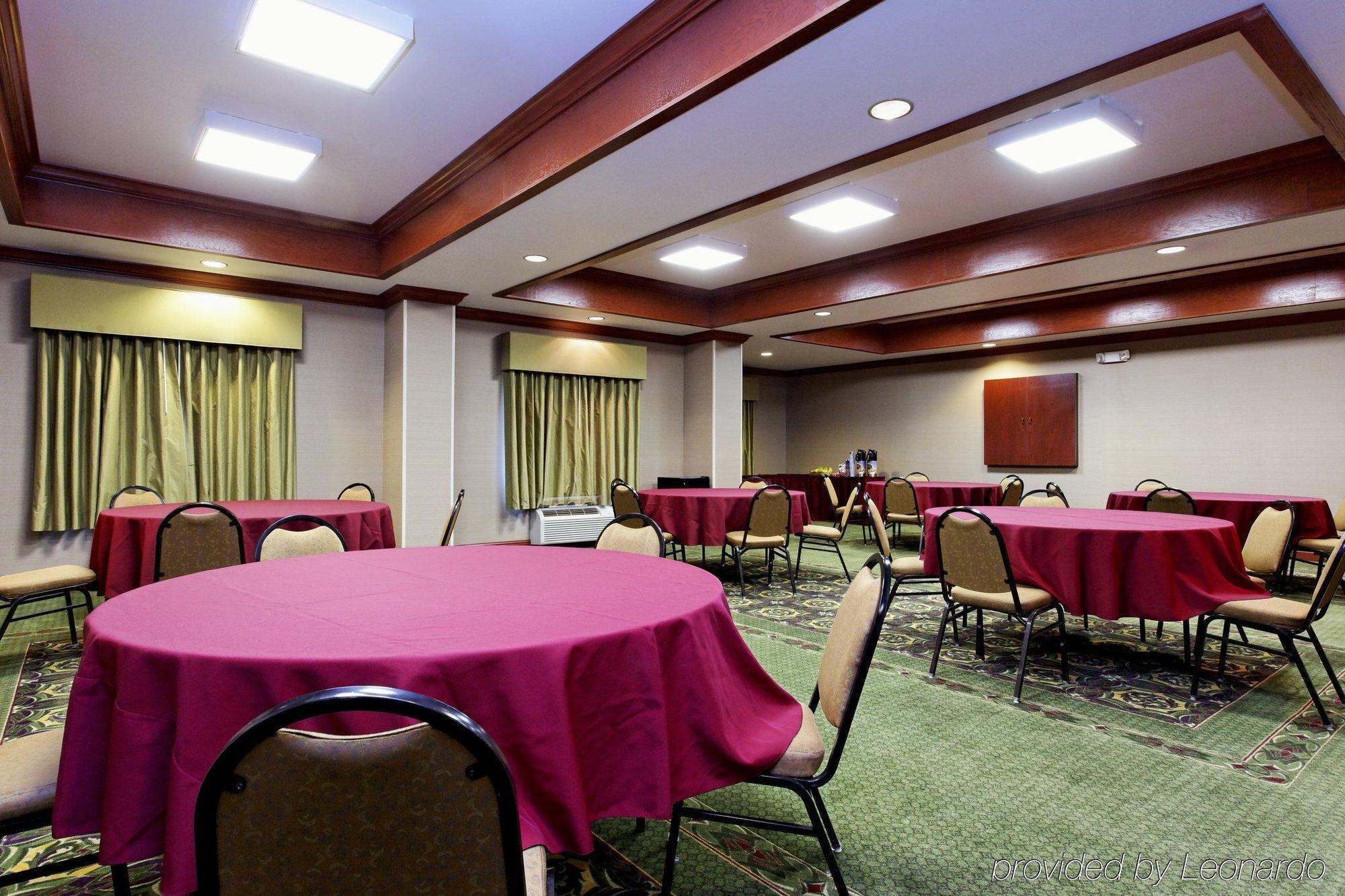 Holiday Inn Express Hotel & Suites Burleson - Fort Worth, An Ihg Hotel Extérieur photo